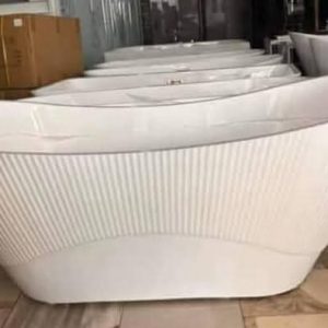 free standing bath tub